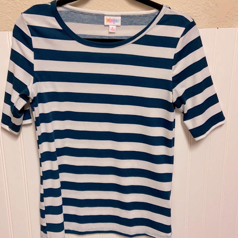 Lularoe Gigi size Small